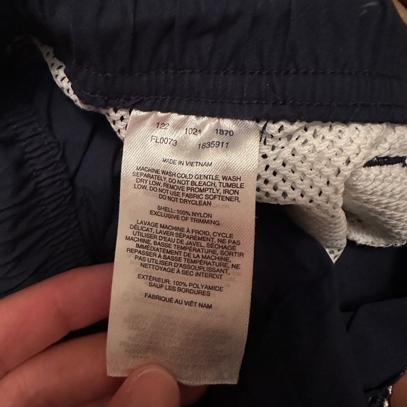 Columbia PFG Women’s Navy Shorts Size Medium - Picture 4 of 5